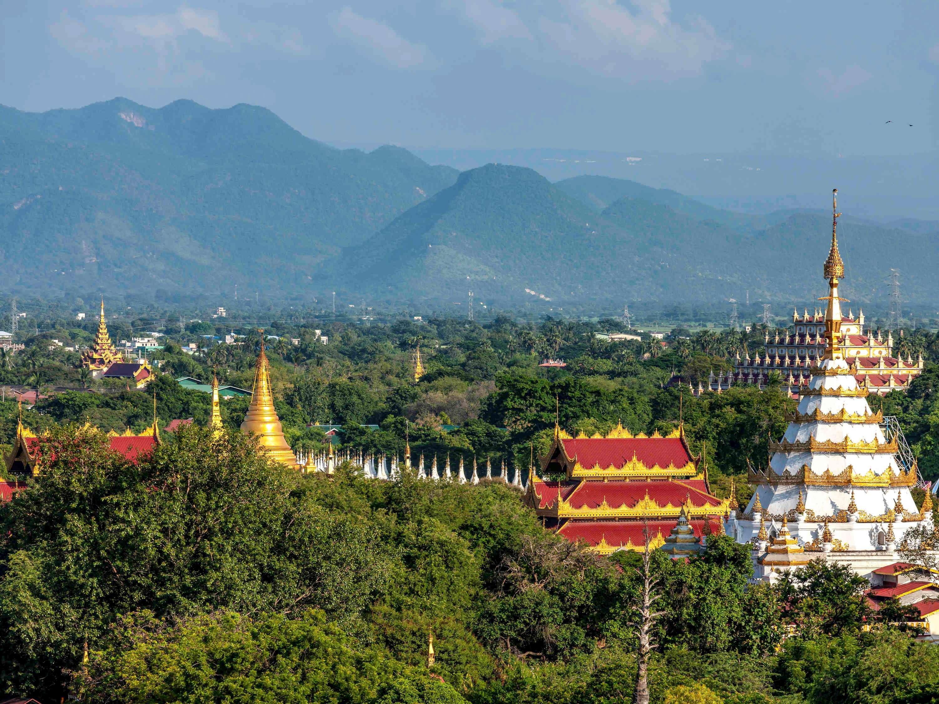 Mercure Mandalay Hill Resort Exterior foto